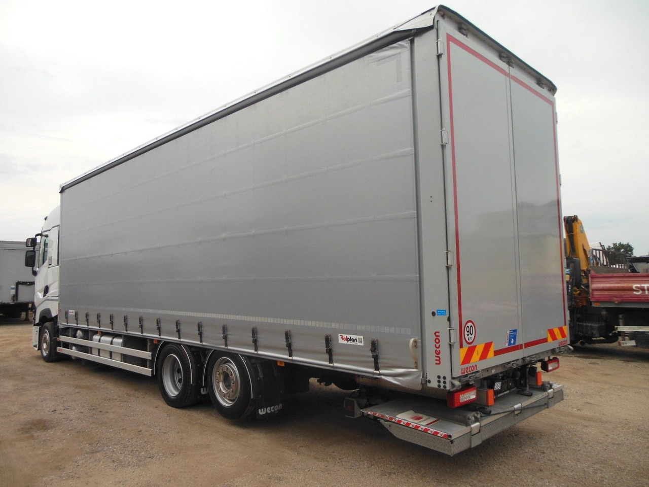 Renault T 440, 6X2, D-HOLLANDIA, 23 PALETTEN, WIE NEUE! - Тентованный грузовик: фото 4 Renault T 440, 6X2, D-HOLLANDIA, 23 PALETTEN, WIE NEUE! - Тентованный грузовик: фото 4