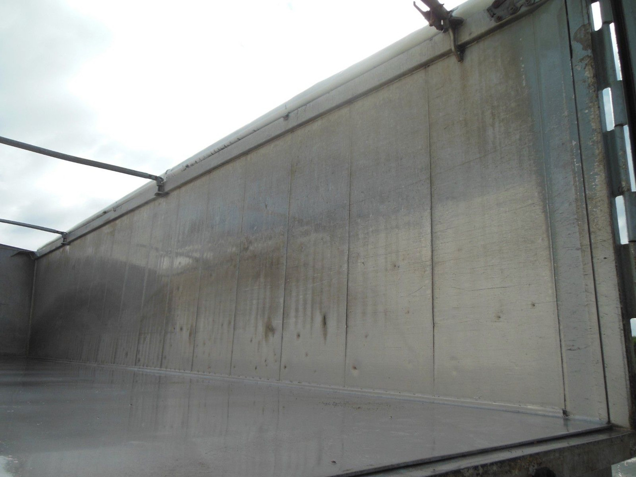 Самосвальный полуприцеп Schwarzmüller KIS 3/E, SAF, 49M3, ACHSEN 9 TONE, TOP: фото 14 Самосвальный полуприцеп Schwarzmüller KIS 3/E, SAF, 49M3, ACHSEN 9 TONE, TOP: фото 14