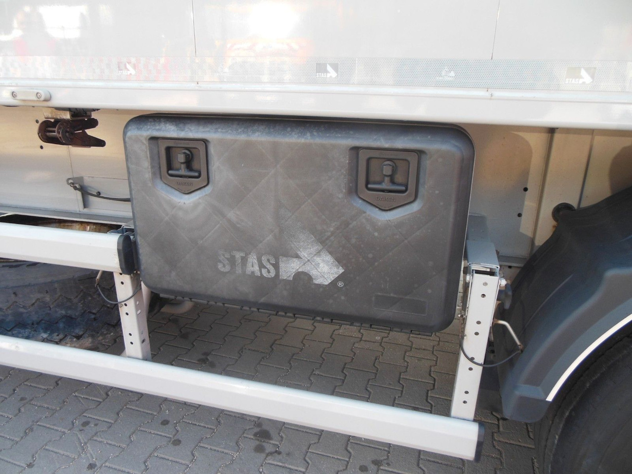 Самосвальный полуприцеп Stas S300CX, 49m3, ADR, 9 TONE ACHSEN,WIE NEUE-TOP!!!: фото 11 Самосвальный полуприцеп Stas S300CX, 49m3, ADR, 9 TONE ACHSEN,WIE NEUE-TOP!!!: фото 11