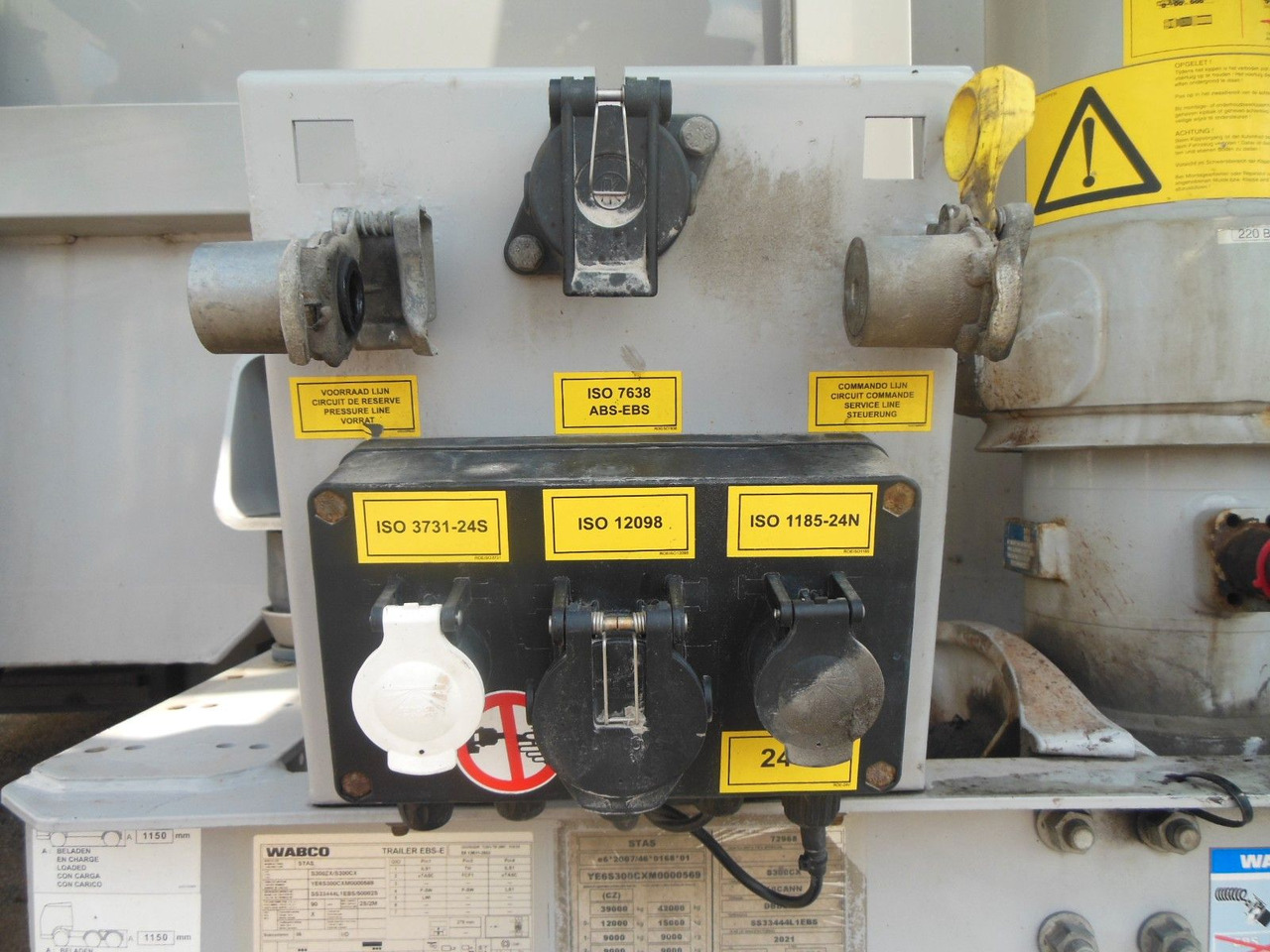 Самосвальный полуприцеп Stas S300CX, 49m3, ADR, 9 TONE ACHSEN,WIE NEUE-TOP!!!: фото 21 Самосвальный полуприцеп Stas S300CX, 49m3, ADR, 9 TONE ACHSEN,WIE NEUE-TOP!!!: фото 21