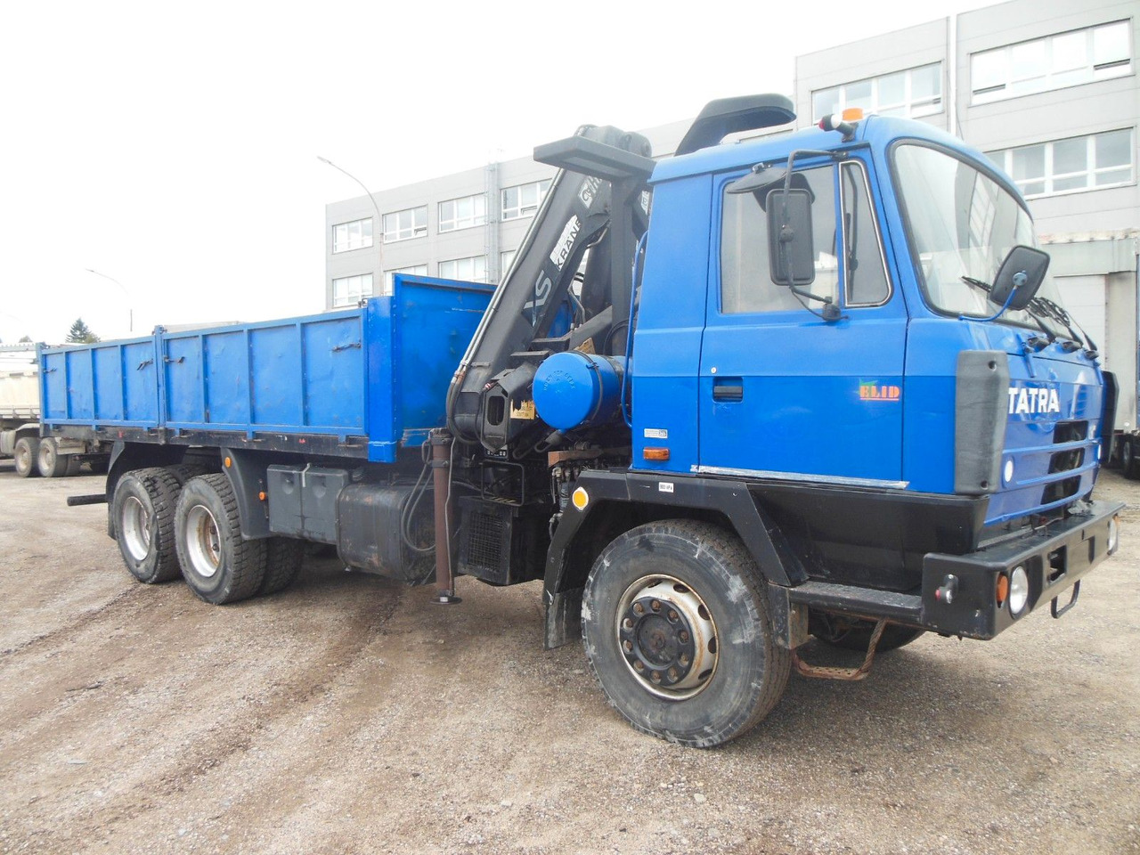 Tatra T 815, 6X6, HIAB 144 B - 3 DUO - Грузовик бортовой/ Платформа, Автоманипулятор: фото 2 Tatra T 815, 6X6, HIAB 144 B - 3 DUO - Грузовик бортовой/ Платформа, Автоманипулятор: фото 2