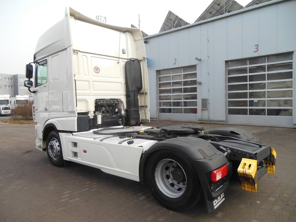 DAF XF 106.530 SSC, HYDRAULIK, STAND KLIMA, TOP - Тягач: фото 4 DAF XF 106.530 SSC, HYDRAULIK, STAND KLIMA, TOP - Тягач: фото 4