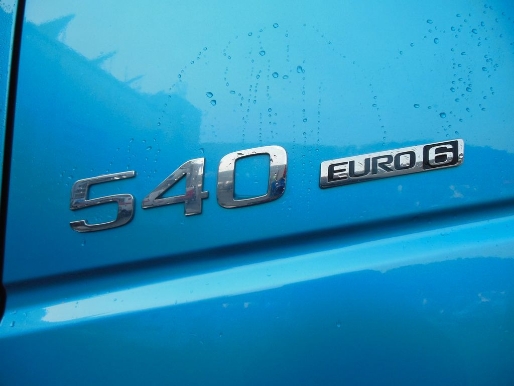 Volvo FH 13/540, KIPPHYDRAULIK, 3 STÜCKS!!! Volvo FH 13/540, KIPPHYDRAULIK - Тягач: фото 5 Volvo FH 13/540, KIPPHYDRAULIK, 3 STÜCKS!!! Volvo FH 13/540, KIPPHYDRAULIK - Тягач: фото 5