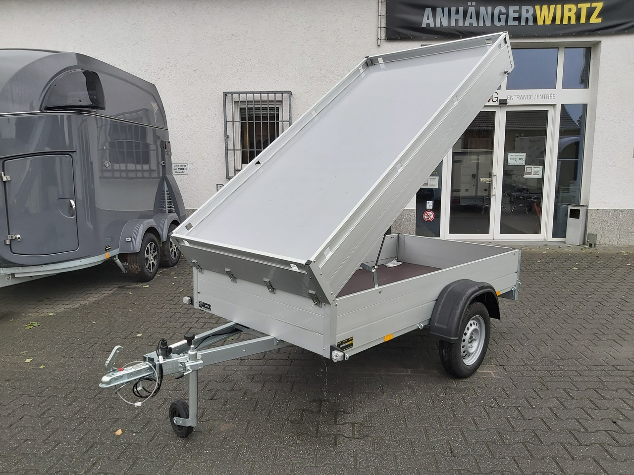 ALUBOXX Deckelanhänger GT 750 HT 251x126x48cm (S) 750kg - Прицеп для легкового автомобиля: фото 1 ALUBOXX Deckelanhänger GT 750 HT 251x126x48cm (S) 750kg - Прицеп для легкового автомобиля: фото 1
