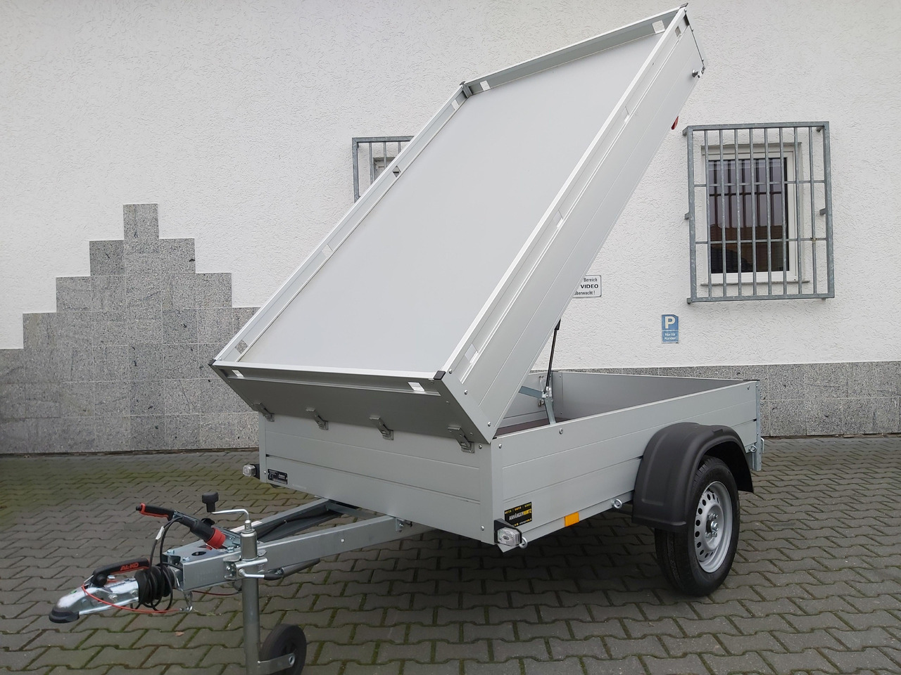 ALUBOXX Deckelanhänger GTB 750 HT 211x126x48 (XS) 750kg Winter Aktion - Прицеп для легкового автомобиля: фото 1 ALUBOXX Deckelanhänger GTB 750 HT 211x126x48 (XS) 750kg Winter Aktion - Прицеп для легкового автомобиля: фото 1