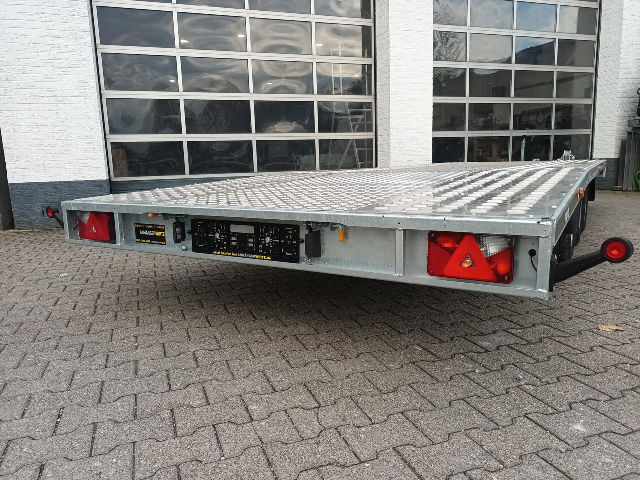 Martz GT UNIDECK PLUS 600/3 S 615x205cm Lohr Stahl & Aluboden Tridem 13" 3500kg - Прицеп бортовой/ Платформа: фото 2 Martz GT UNIDECK PLUS 600/3 S 615x205cm Lohr Stahl & Aluboden Tridem 13" 3500kg - Прицеп бортовой/ Платформа: фото 2