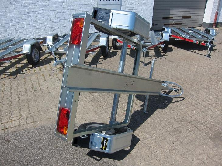 Motorradanhänger Moto 1 750 200x107cm 1ner Motorrad Januar Online Angebot - Прицеп для мотоцикла: фото 3 Motorradanhänger Moto 1 750 200x107cm 1ner Motorrad Januar Online Angebot - Прицеп для мотоцикла: фото 3