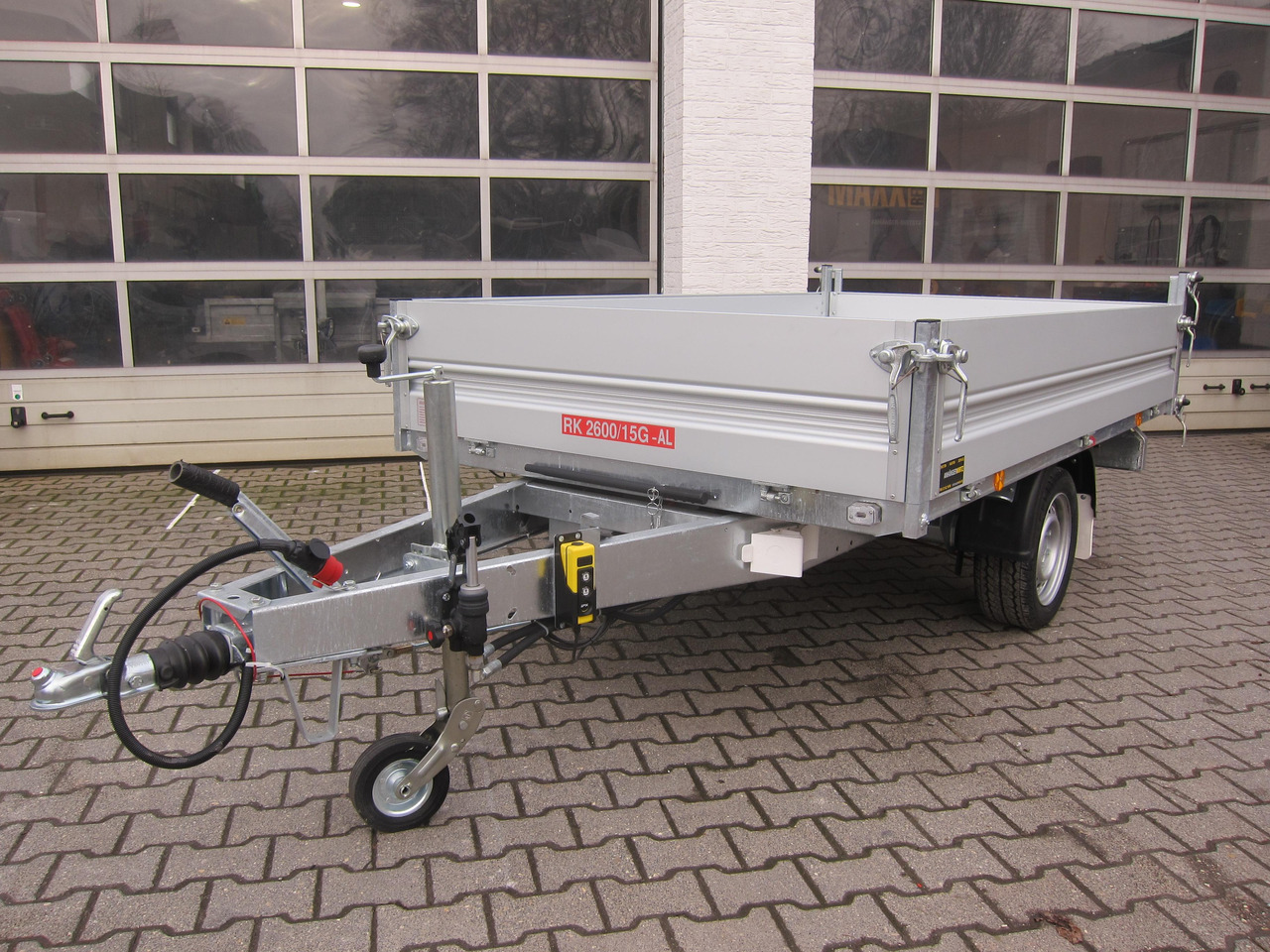 Pongratz Kipper RK 2600/15 G-AL Elektrisch + Notpumpe 260x151x36cm Stahlboden Pendel 13" 1800kg - Самосвальный прицеп: фото 2 Pongratz Kipper RK 2600/15 G-AL Elektrisch + Notpumpe 260x151x36cm Stahlboden Pendel 13" 1800kg - Самосвальный прицеп: фото 2