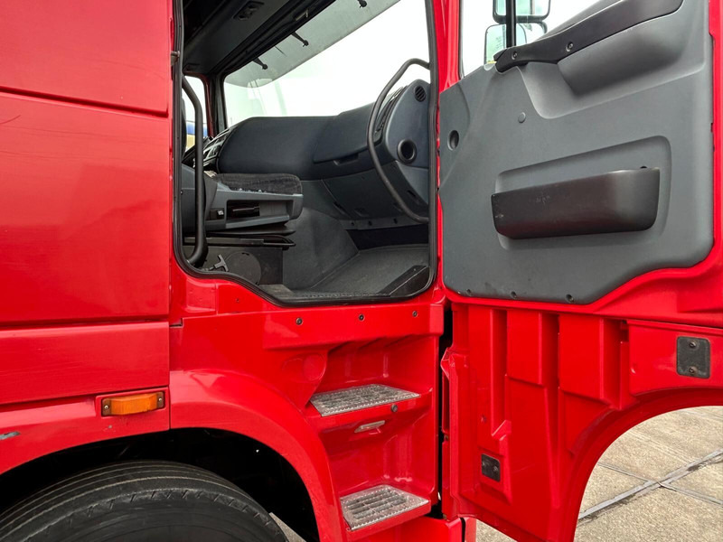 Тягач DAF XF 95.480: фото 11