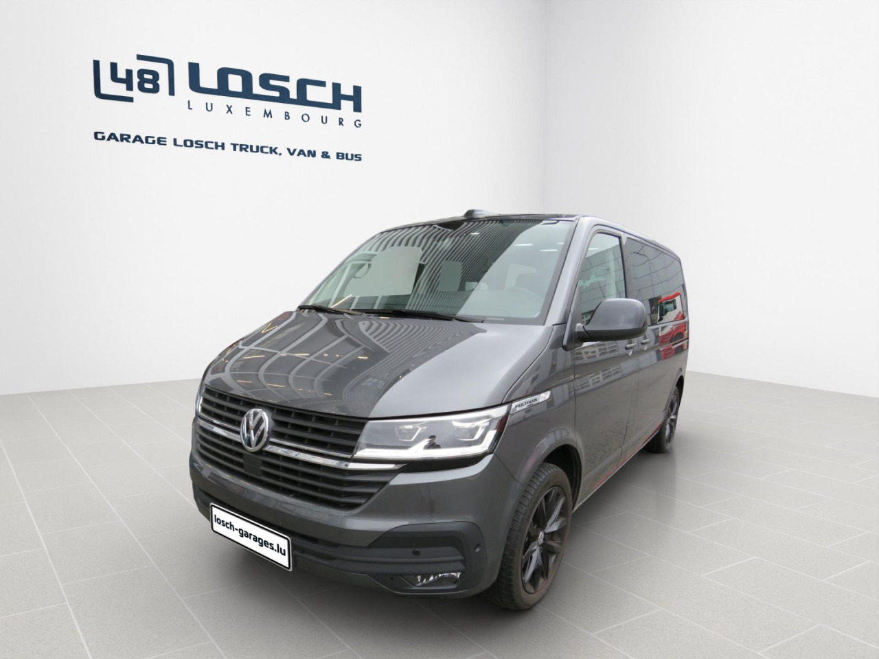 VOLKSWAGEN T6.1 Multivan Comfortline Edition Court Bluetooth - Легковой автомобиль: фото 1 VOLKSWAGEN T6.1 Multivan Comfortline Edition Court Bluetooth - Легковой автомобиль: фото 1
