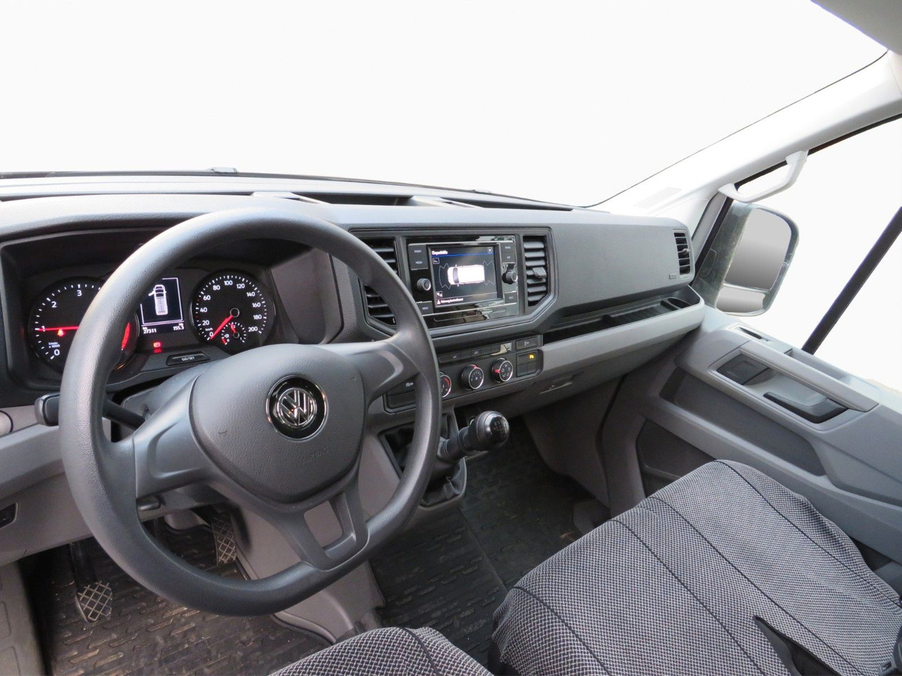 Volkswagen Crafter 35 L4H3 Doka Kasten Volkswagen Crafter 35 L4H3 Doka Kasten - Цельнометаллический фургон, Грузопассажирский фургон: фото 2 Volkswagen Crafter 35 L4H3 Doka Kasten Volkswagen Crafter 35 L4H3 Doka Kasten - Цельнометаллический фургон, Грузопассажирский фургон: фото 2