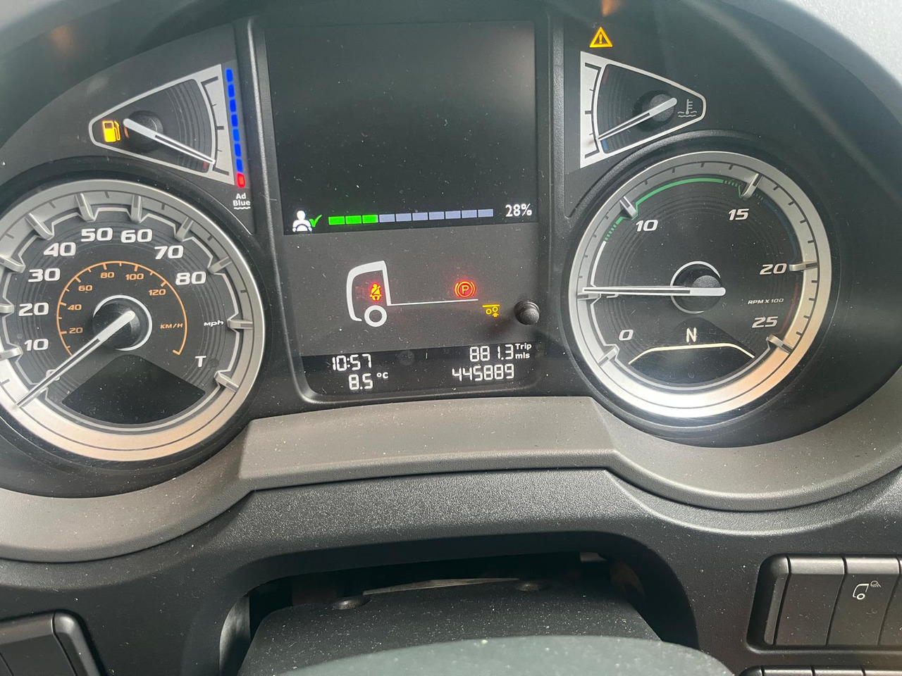 DAF CF 460 - Тягач: фото 3 DAF CF 460 - Тягач: фото 3