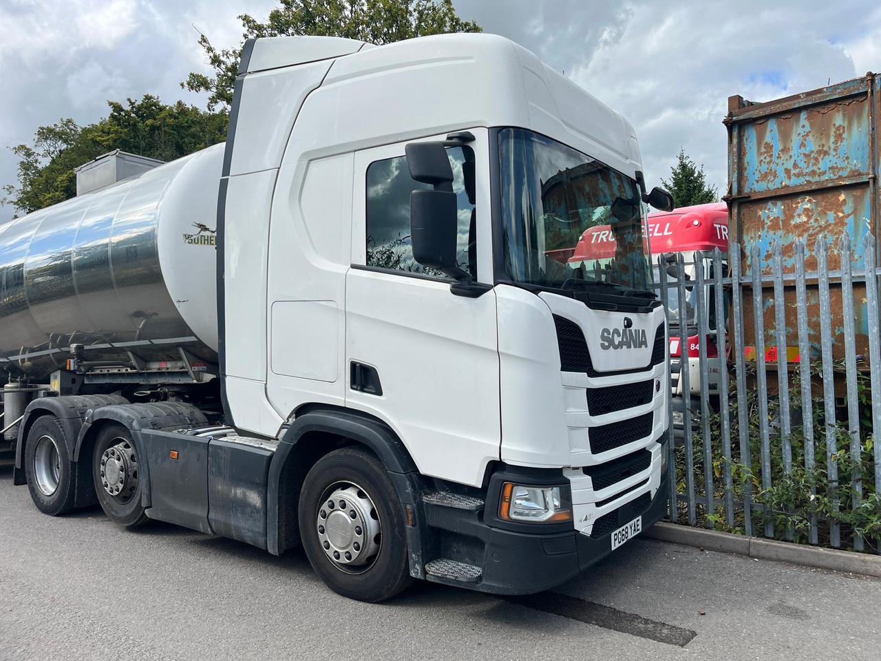 Scania R450 - Тягач: фото 1 Scania R450 - Тягач: фото 1
