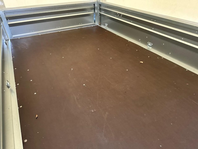 Brenderup 2260WSB1300 Stahl, 1,3 to. kippbar, mit Plane 180 cm, 2580x1530x400mm - Прицеп для легкового автомобиля: фото 5 Brenderup 2260WSB1300 Stahl, 1,3 to. kippbar, mit Plane 180 cm, 2580x1530x400mm - Прицеп для легкового автомобиля: фото 5