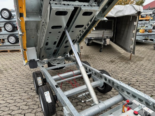 Brian James Cargo Tipper 2, Heckkipper 526-3116-35-2-12, 3100 x 1600 x 300 mm, 3,5 to. - Самосвальный прицеп: фото 4 Brian James Cargo Tipper 2, Heckkipper 526-3116-35-2-12, 3100 x 1600 x 300 mm, 3,5 to. - Самосвальный прицеп: фото 4