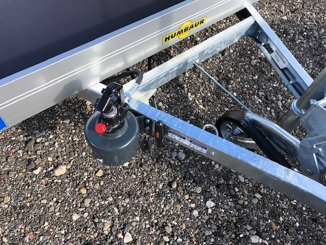 Humbaur Absenkanhänger HKT 183117 S, 3100 x 1765 x 150 mm, 1,8 to. - Прицеп для легкового автомобиля: фото 3 Humbaur Absenkanhänger HKT 183117 S, 3100 x 1765 x 150 mm, 1,8 to. - Прицеп для легкового автомобиля: фото 3