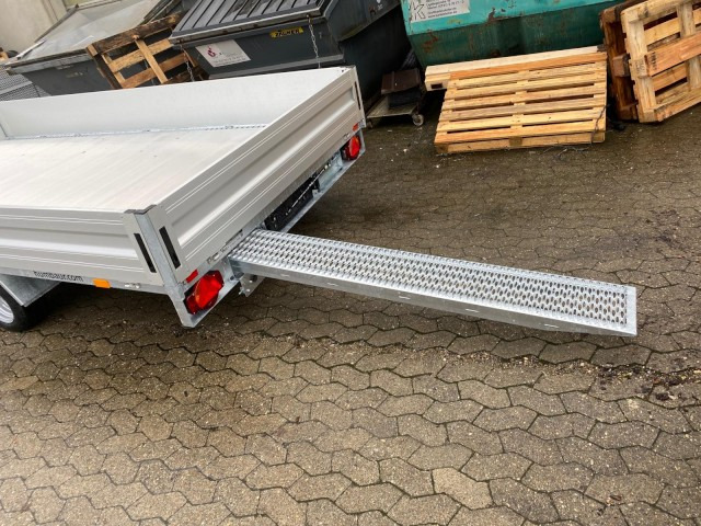 Новый Прицеп-автовоз Humbaur Autotransportanhänger Universal 3500, 4000 x 2030 x 350 mm, 3,5 to.: фото 6