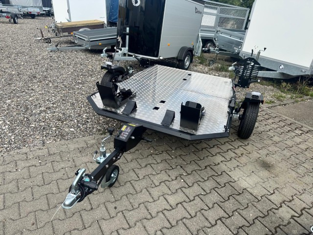 Lorries Motorradanhänger MT-2, 0,75 to. 240 x 174 cm, Alufelgen - Прицеп для мотоцикла: фото 1 Lorries Motorradanhänger MT-2, 0,75 to. 240 x 174 cm, Alufelgen - Прицеп для мотоцикла: фото 1