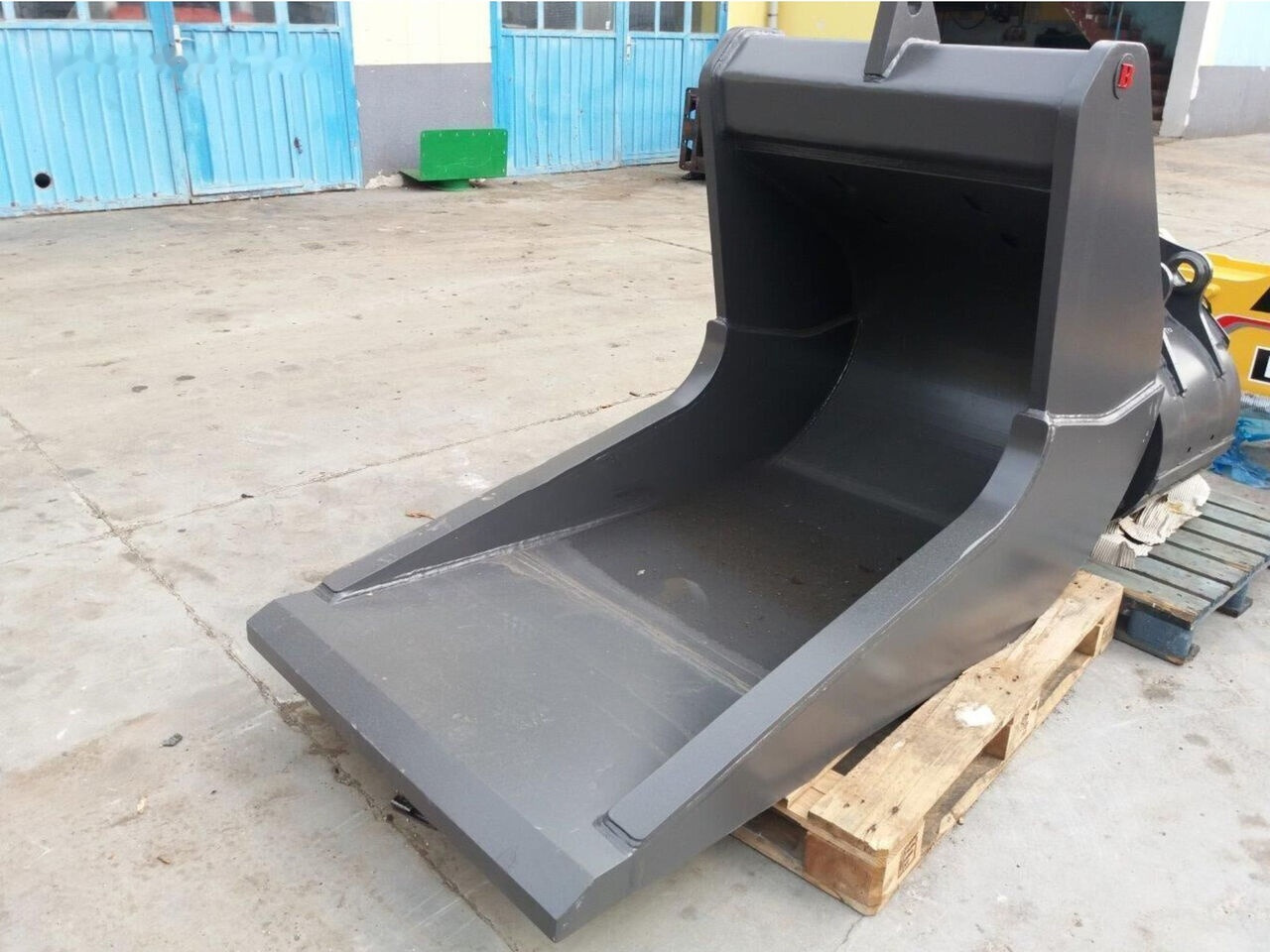 Balavto quarry bucket 1000 mm - Ковш для экскаватора для Строительной техники: фото 3 Balavto quarry bucket 1000 mm - Ковш для экскаватора для Строительной техники: фото 3