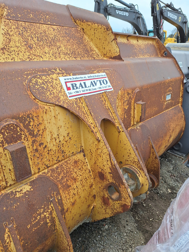 Caterpillar Loader bucket 3300 mm - Ковш для погрузчика: фото 5 Caterpillar Loader bucket 3300 mm - Ковш для погрузчика: фото 5