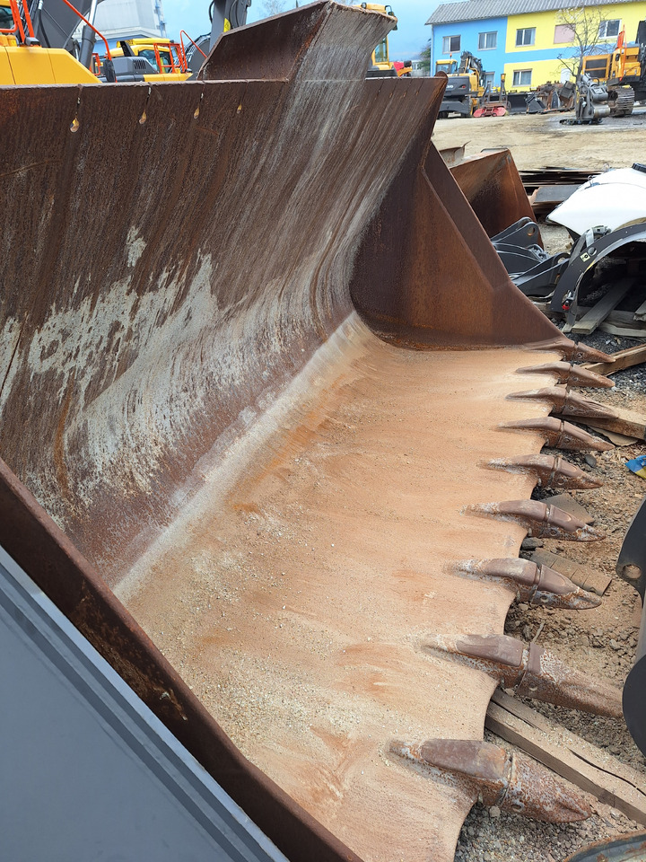 Caterpillar Loader bucket 3300 mm - Ковш для погрузчика: фото 3 Caterpillar Loader bucket 3300 mm - Ковш для погрузчика: фото 3