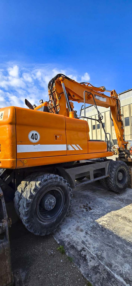 DOOSAN DX160W - Колёсный экскаватор: фото 5 DOOSAN DX160W - Колёсный экскаватор: фото 5