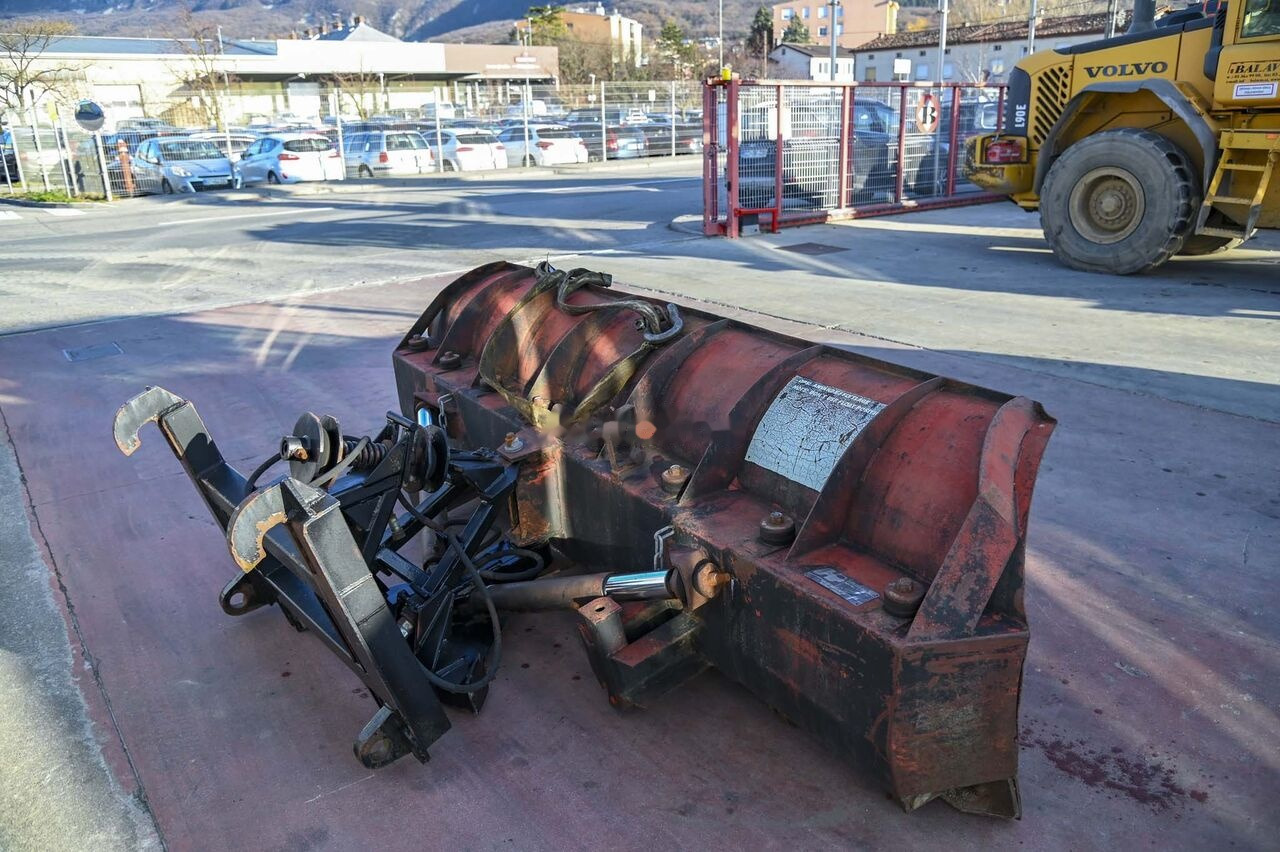 Отвал для снега Holms KHP-80-320: фото 6 Отвал для снега Holms KHP-80-320: фото 6