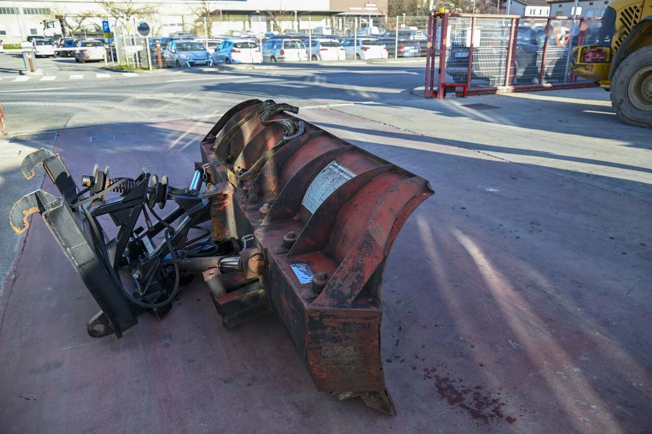 Отвал для снега Holms KHP-80-320: фото 7 Отвал для снега Holms KHP-80-320: фото 7