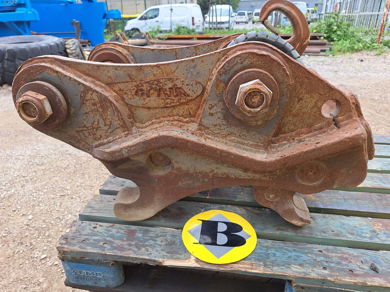 Quick coupler UNI 70 for 13-18 ton excavators - Сцепное устройство для Строительной техники: фото 5 Quick coupler UNI 70 for 13-18 ton excavators - Сцепное устройство для Строительной техники: фото 5