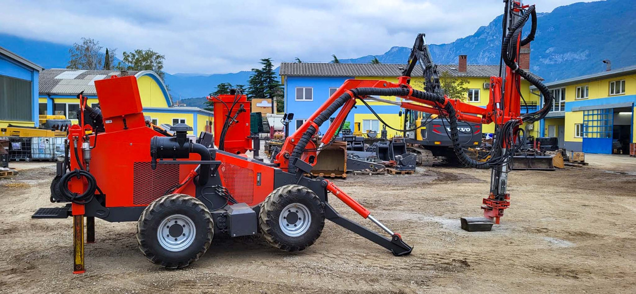 Sandvik DC302R - Буровая машина: фото 1 Sandvik DC302R - Буровая машина: фото 1