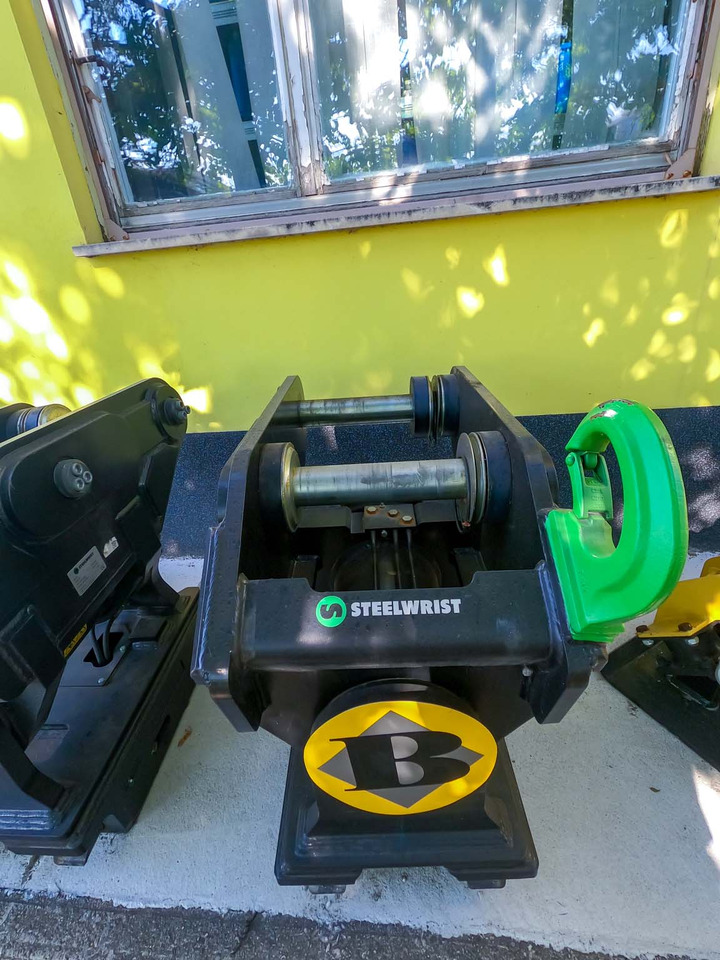 Steelwrist 240/S70 FPL tiltrotator - Тилтротатор для Строительной техники: фото 3 Steelwrist 240/S70 FPL tiltrotator - Тилтротатор для Строительной техники: фото 3