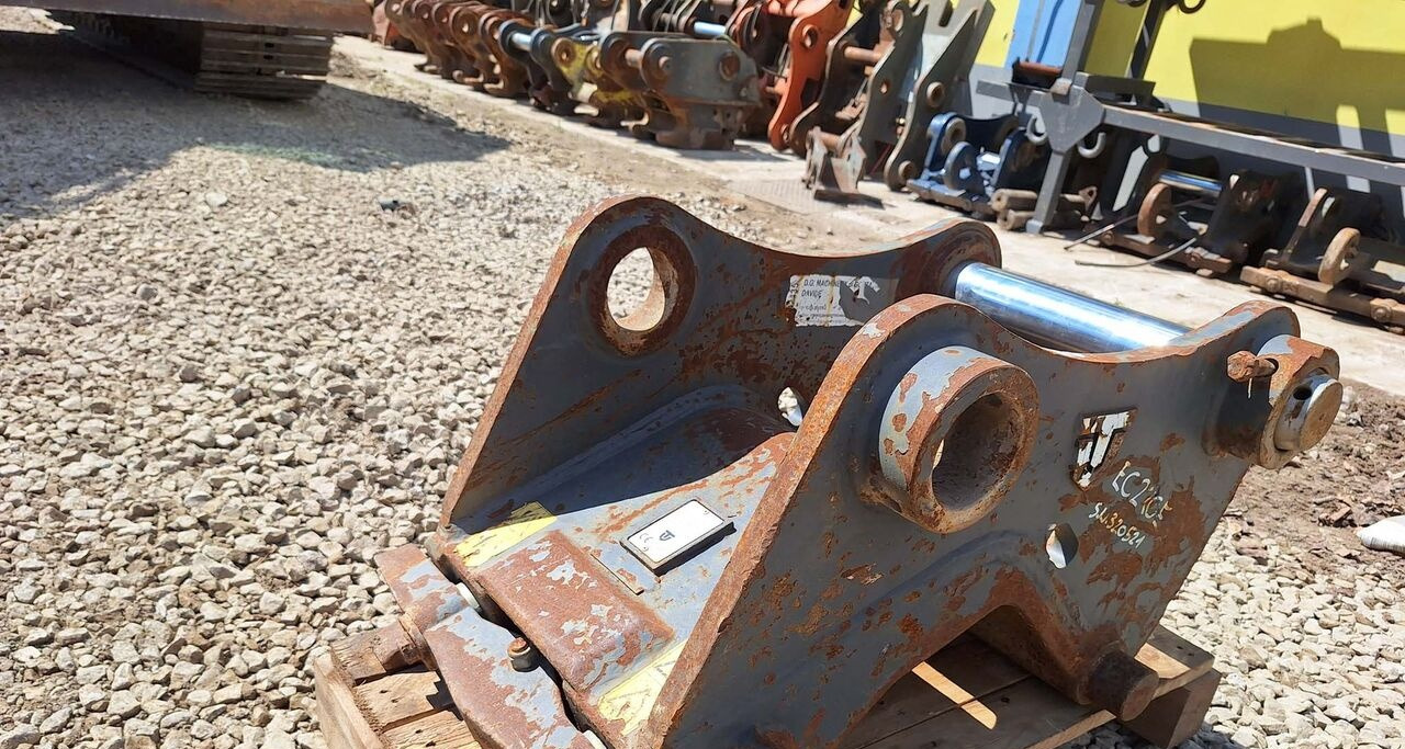 Trevi Benne hydraulic ARI Verachtert Volvo EC220E - Сцепное устройство для Экскаваторов: фото 4 Trevi Benne hydraulic ARI Verachtert Volvo EC220E - Сцепное устройство для Экскаваторов: фото 4