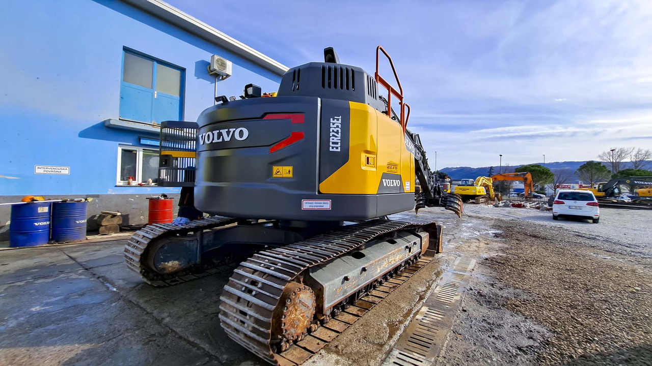 VOLVO ECR235EL - Гусеничный экскаватор: фото 5 VOLVO ECR235EL - Гусеничный экскаватор: фото 5