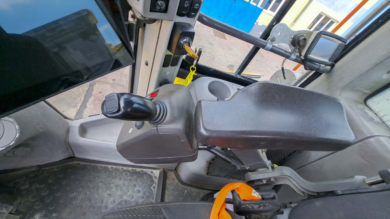 Колёсный погрузчик VOLVO L150H: фото 46 Колёсный погрузчик VOLVO L150H: фото 46