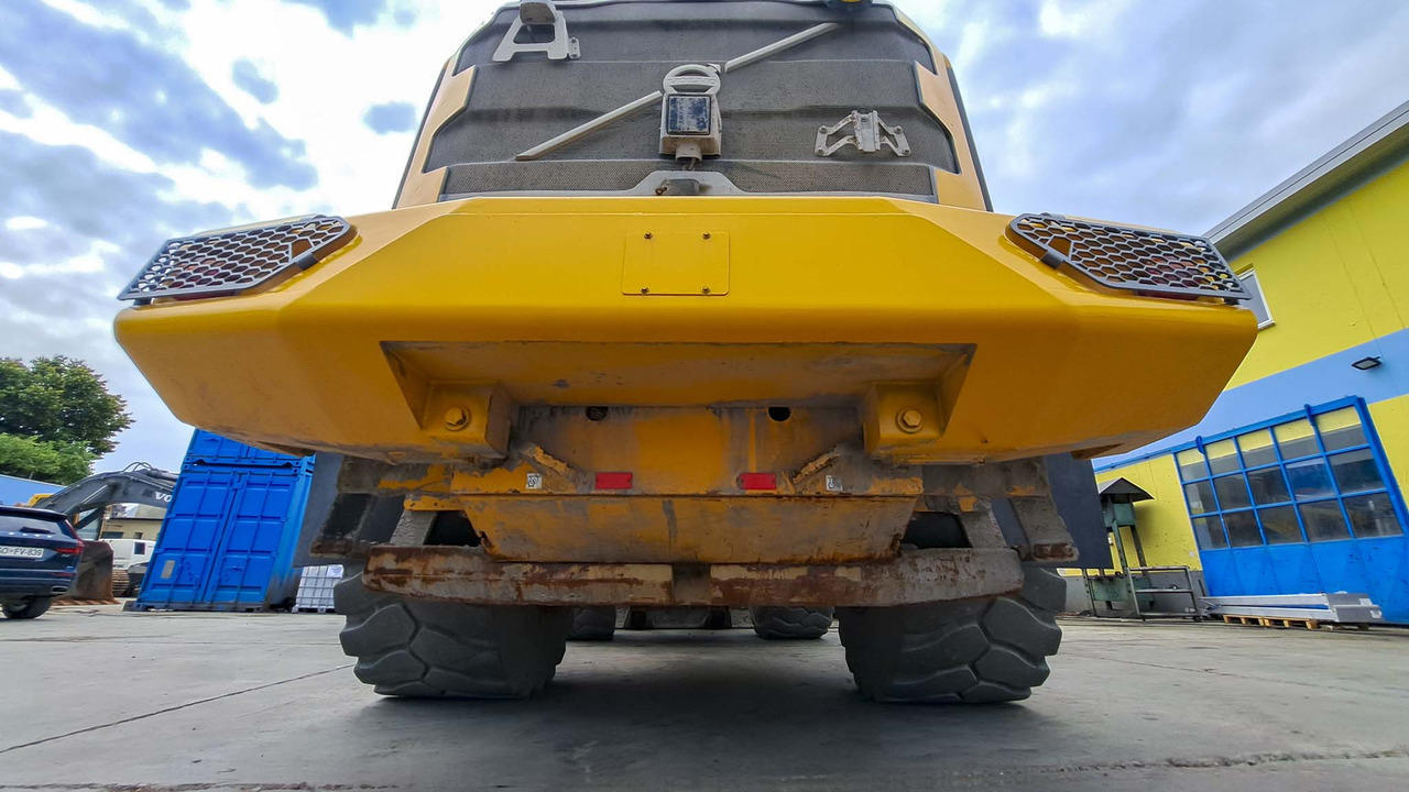 Колёсный погрузчик VOLVO L150H: фото 32 Колёсный погрузчик VOLVO L150H: фото 32