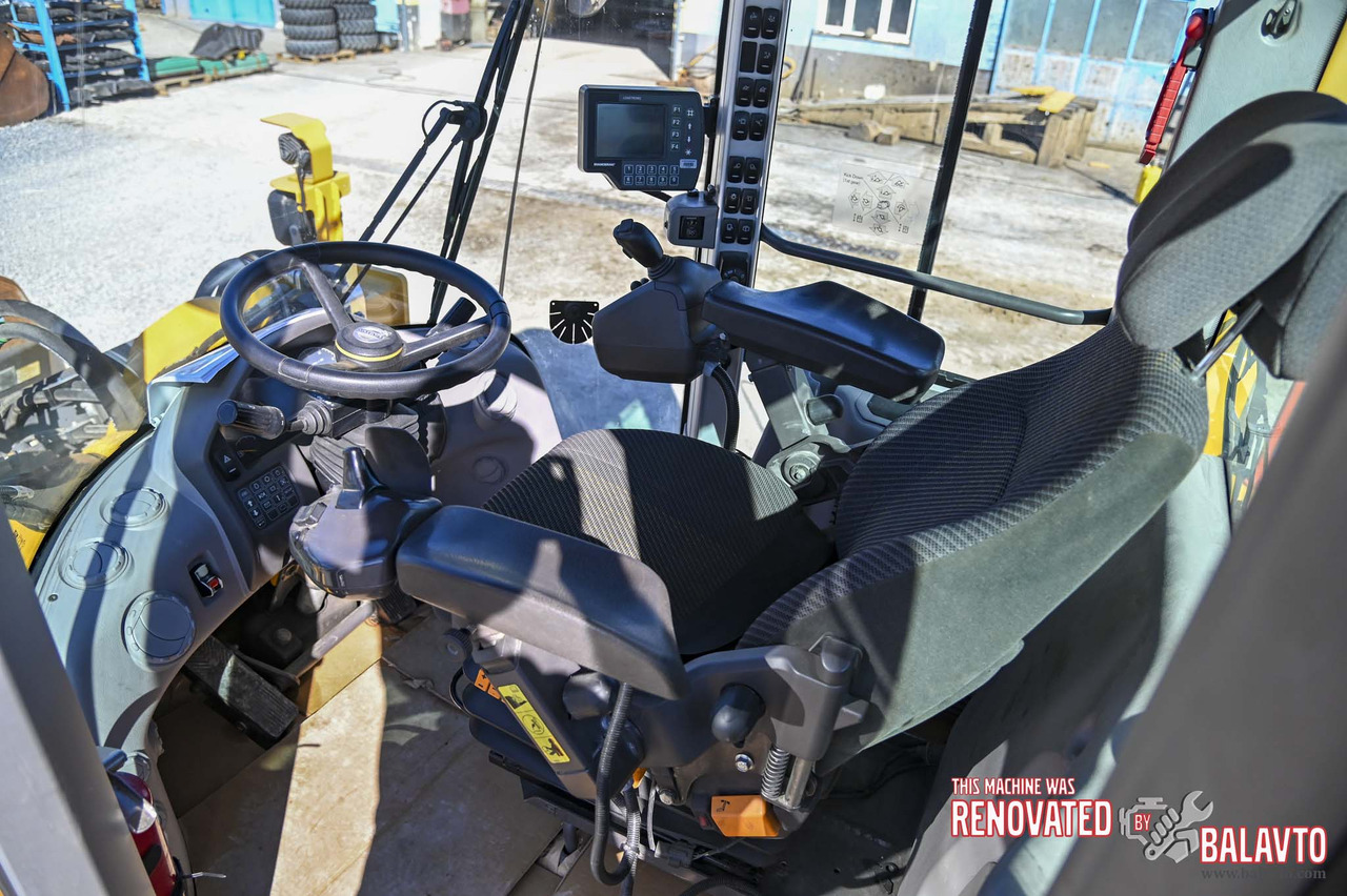 Колёсный погрузчик VOLVO L180H: фото 44