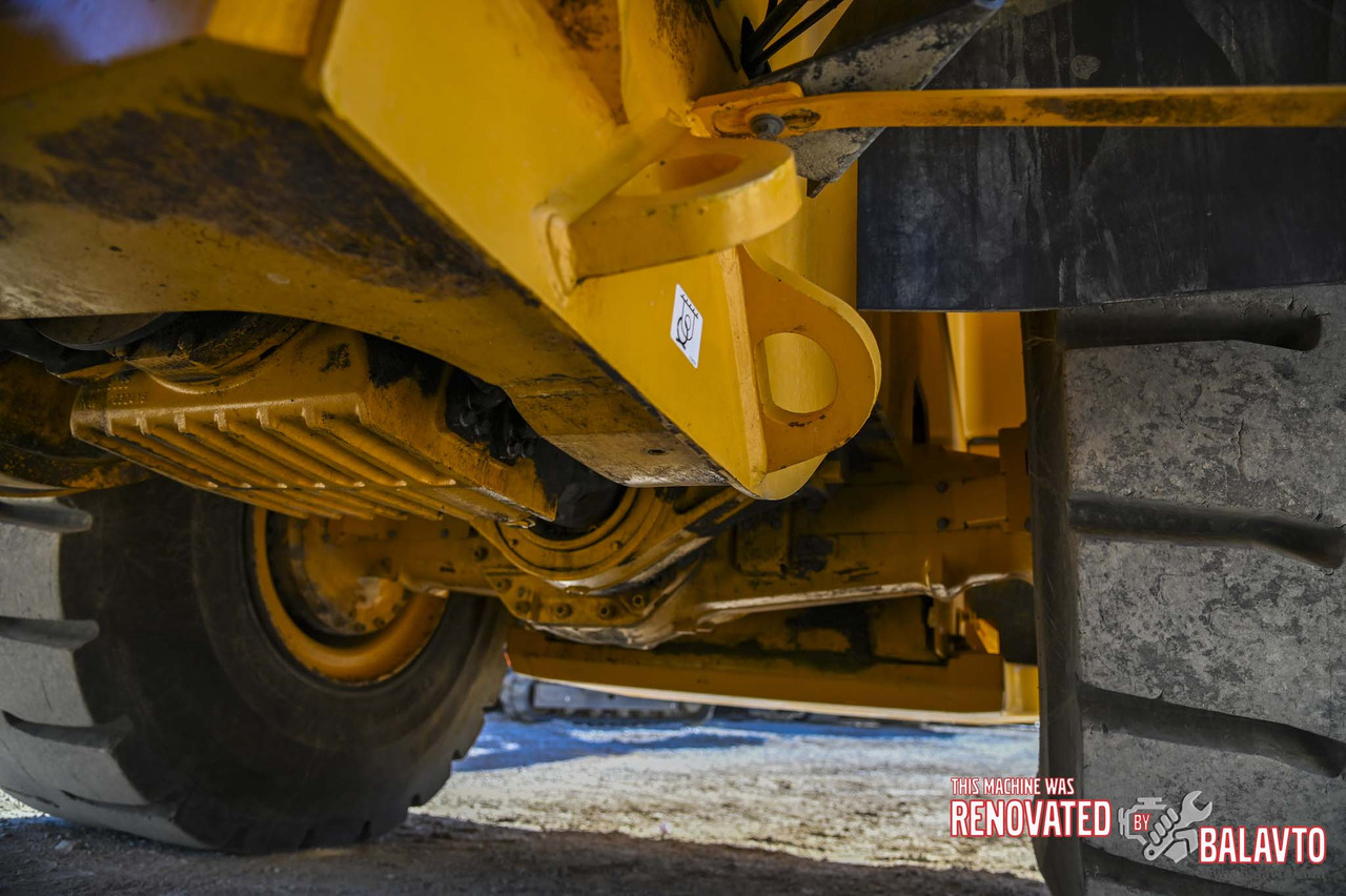 Колёсный погрузчик VOLVO L180H: фото 18