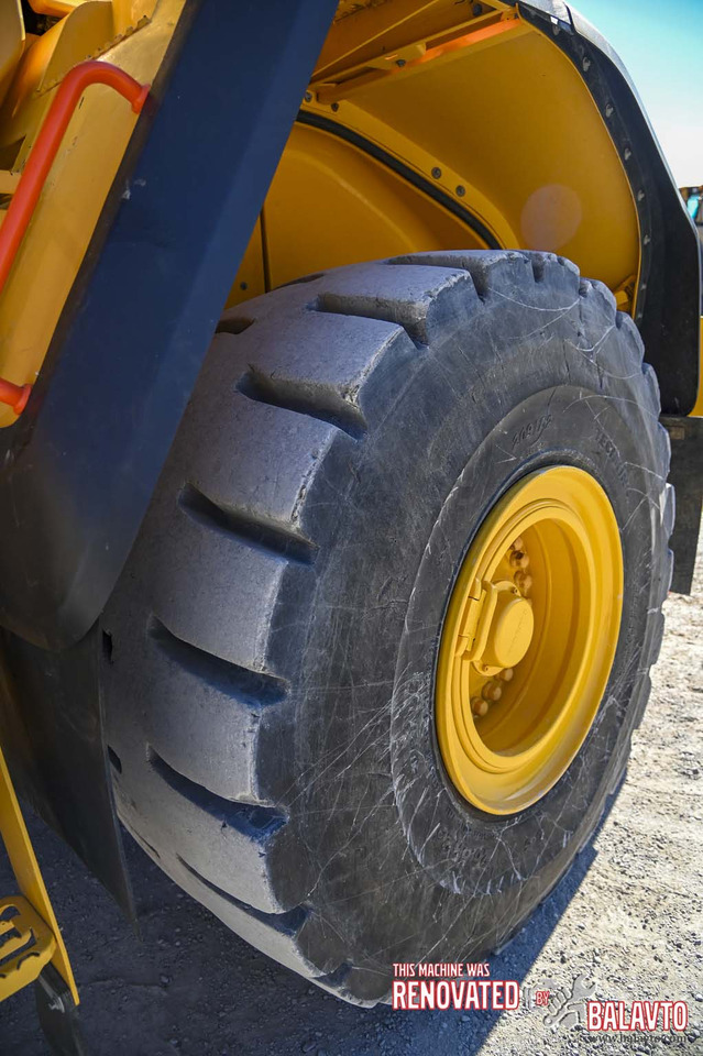 Колёсный погрузчик VOLVO L180H: фото 25