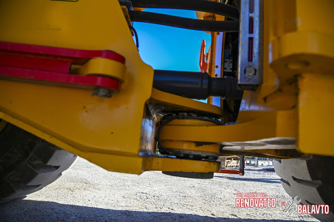 Колёсный погрузчик VOLVO L180H: фото 21