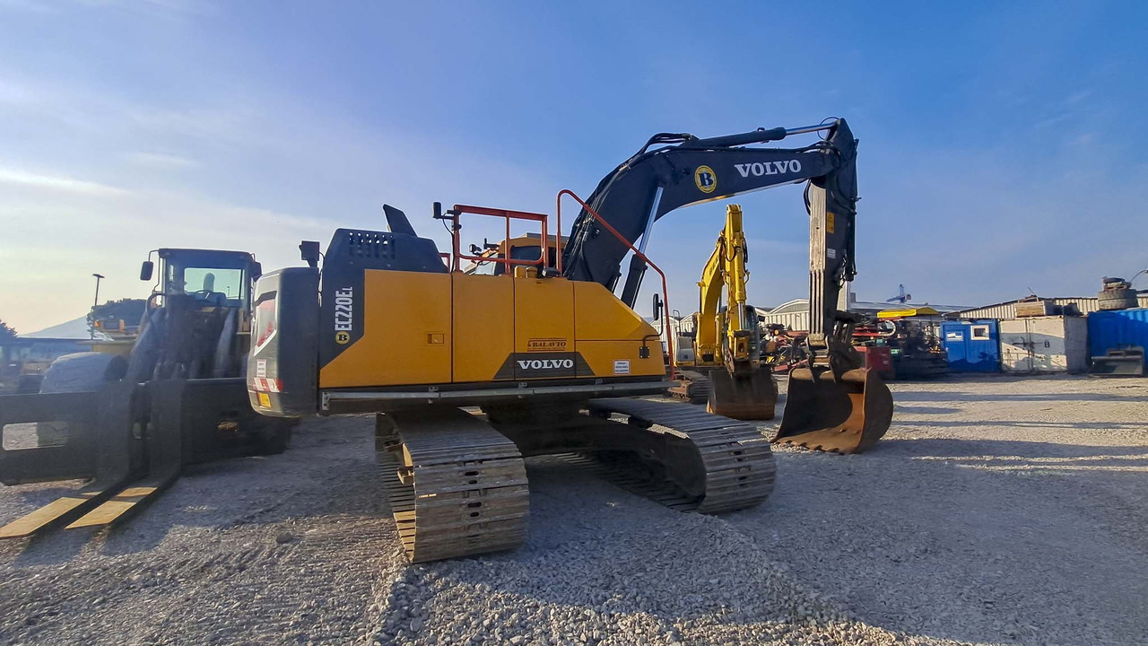 Volvo EC220EL - Гусеничный экскаватор: фото 5 Volvo EC220EL - Гусеничный экскаватор: фото 5