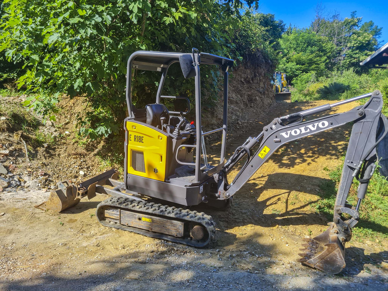 Volvo ECR18E - Мини-экскаватор: фото 4 Volvo ECR18E - Мини-экскаватор: фото 4