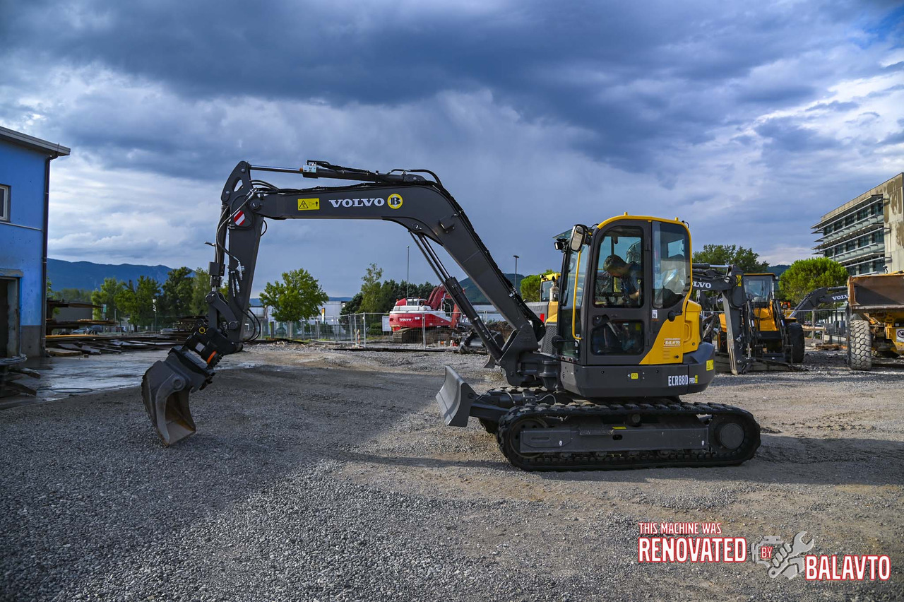 Volvo ECR88D - Мини-экскаватор: фото 3 Volvo ECR88D - Мини-экскаватор: фото 3