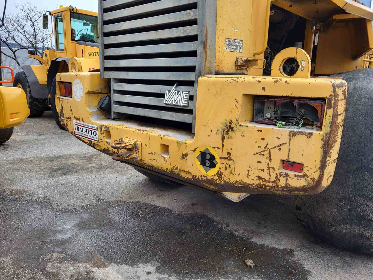 Volvo counterweight - Запчасти для Погрузчиков: фото 1 Volvo counterweight - Запчасти для Погрузчиков: фото 1