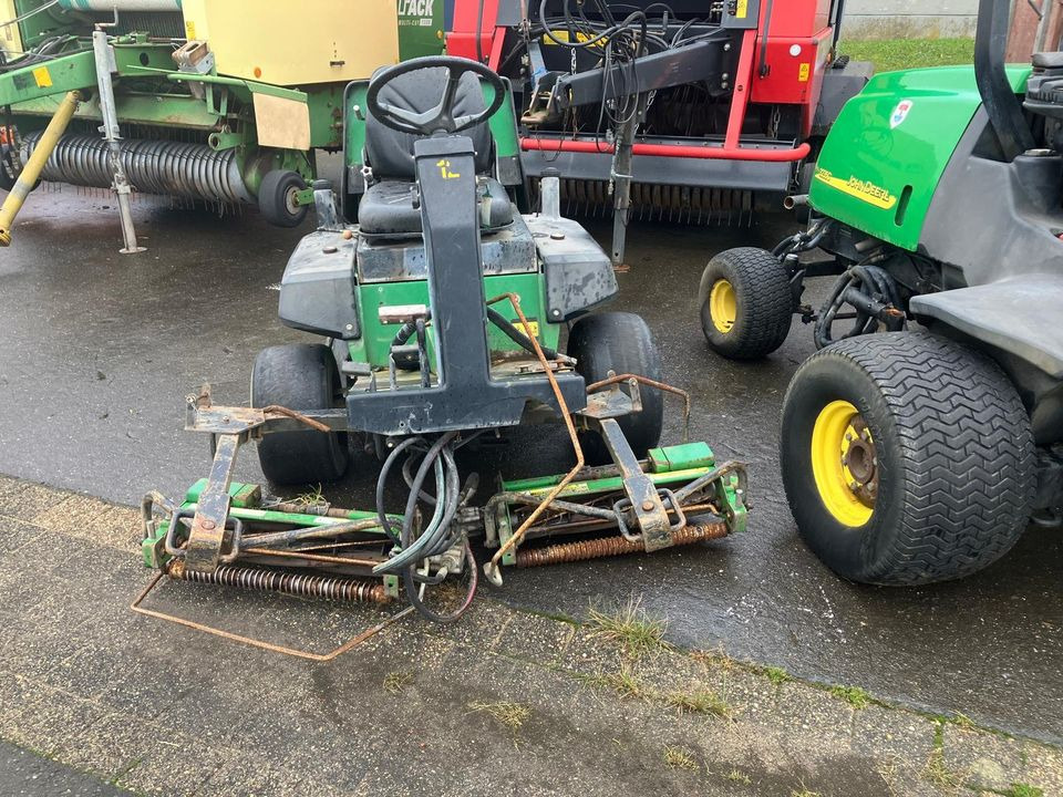 John Deere Spindelmäher, Großflächenmäher 2243, 2500A, 3235C - Газонокосилка: фото 4 John Deere Spindelmäher, Großflächenmäher 2243, 2500A, 3235C - Газонокосилка: фото 4
