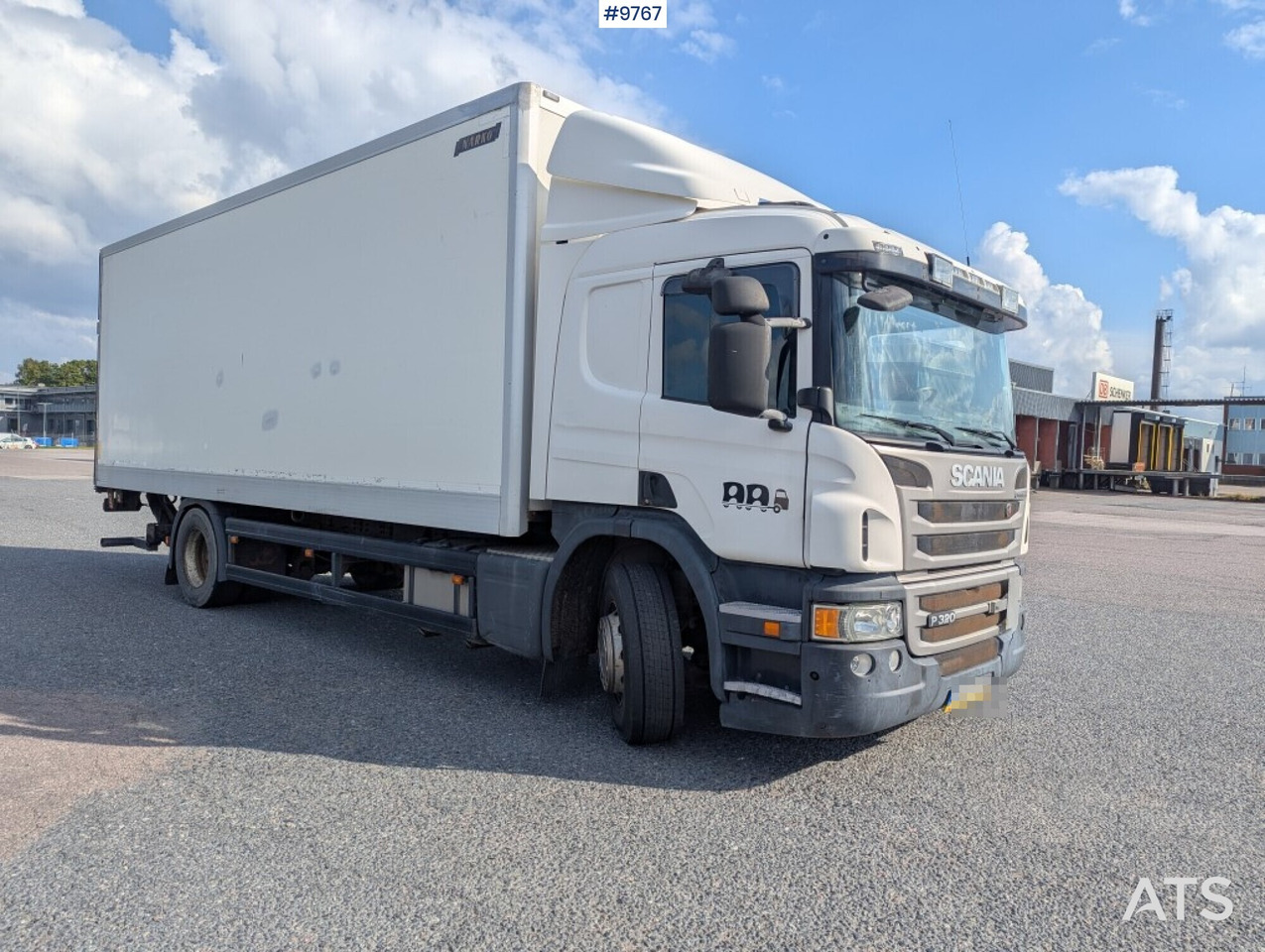 Box Truck Scania P320 4X2 with tail lift - Грузовик с закрытым кузовом: фото 2 Box Truck Scania P320 4X2 with tail lift - Грузовик с закрытым кузовом: фото 2