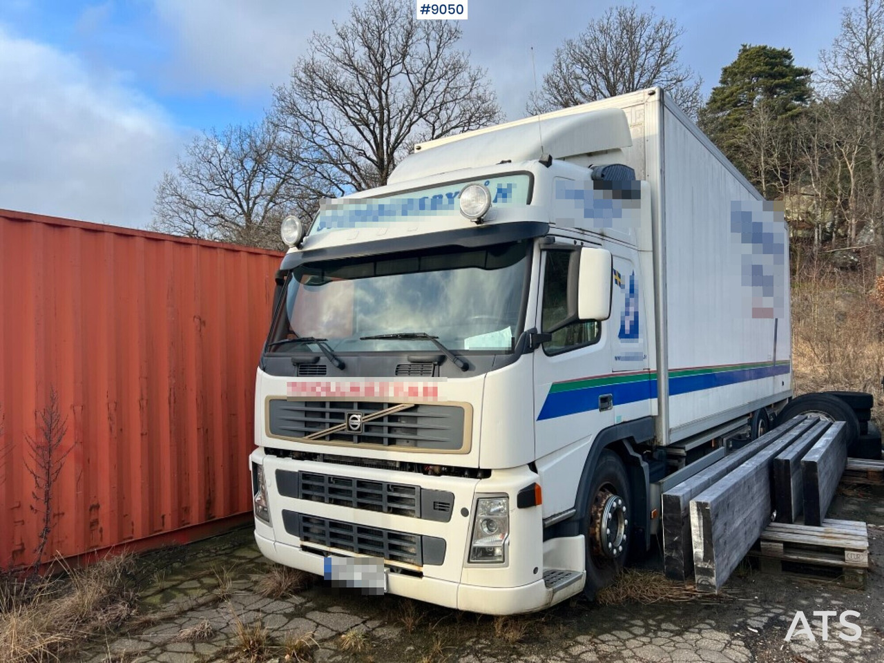 Box truck Volvo FM9 4X2 - Грузовик с закрытым кузовом: фото 1 Box truck Volvo FM9 4X2 - Грузовик с закрытым кузовом: фото 1