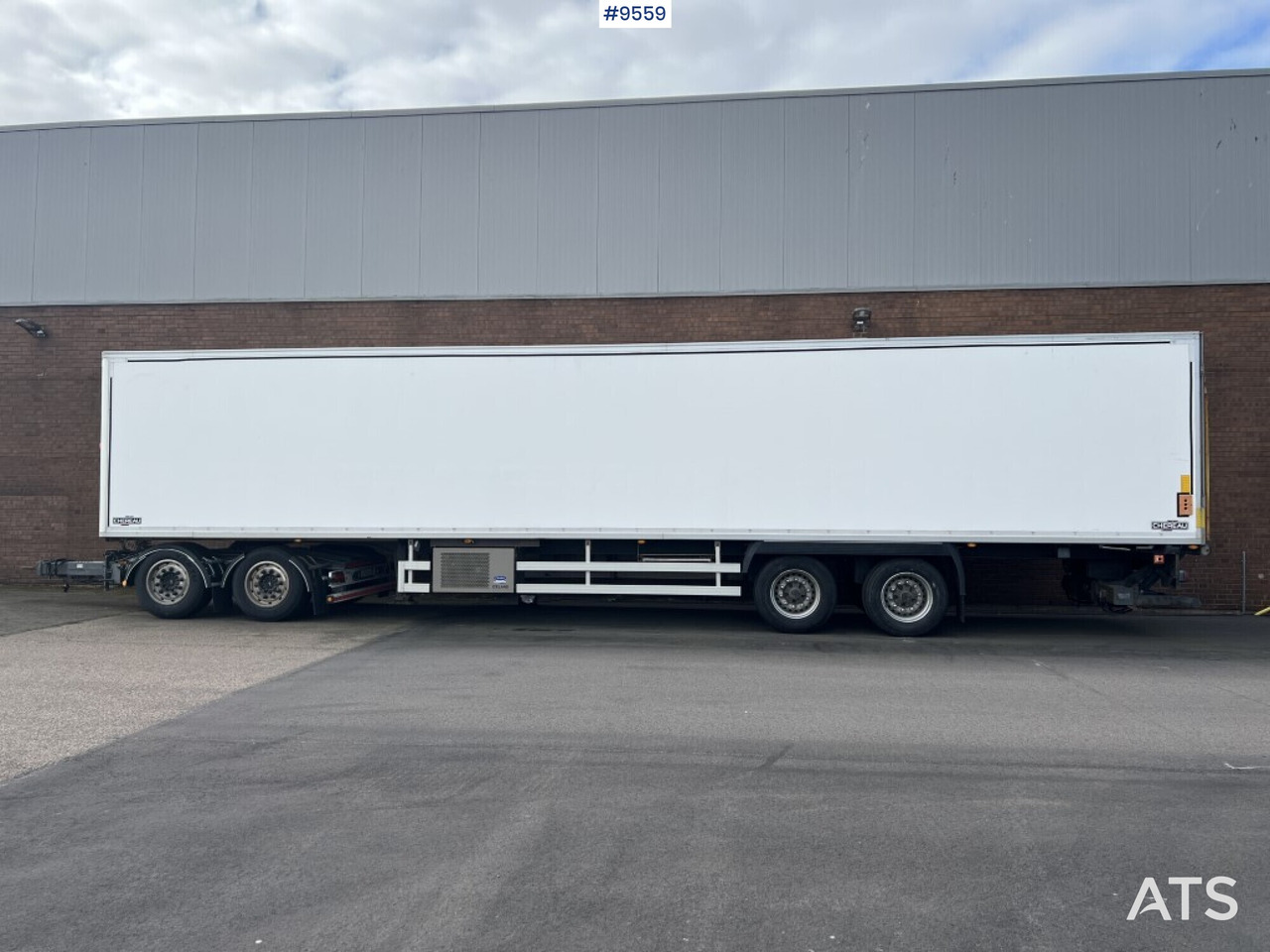 Container trailer Chereau CSD2 with Dolly - Прицеп-фургон: фото 1 Container trailer Chereau CSD2 with Dolly - Прицеп-фургон: фото 1