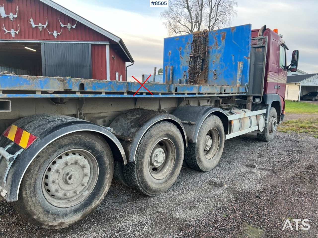 Крюковой мультилифт Hook Truck Volvo FH 12 6x4 Tridem with gravel flatbed(VIDEO): фото 10