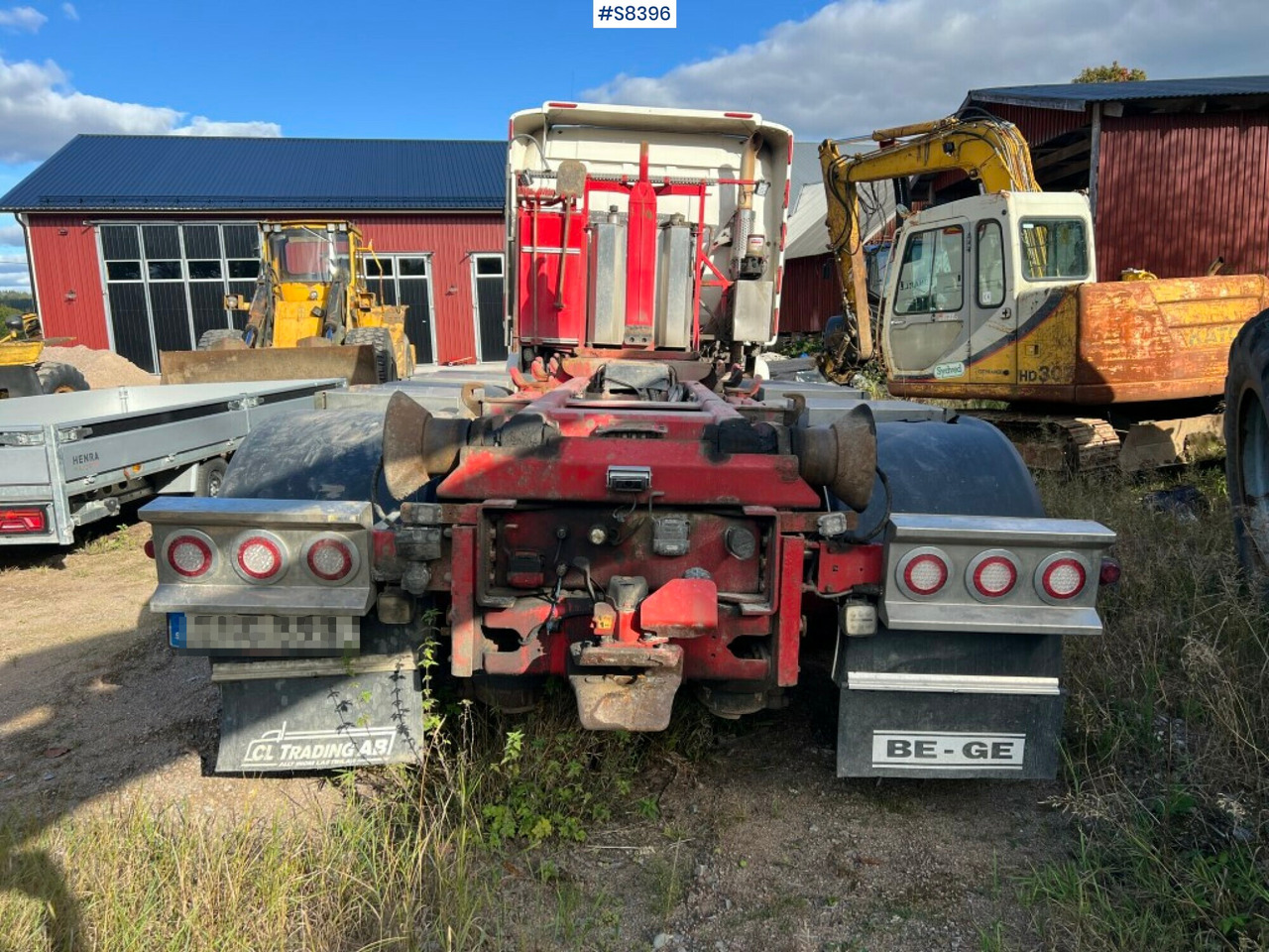Hooklift truck Scania R580 8X4*4 with Plow and salt equipped - Крюковой мультилифт: фото 2 Hooklift truck Scania R580 8X4*4 with Plow and salt equipped - Крюковой мультилифт: фото 2