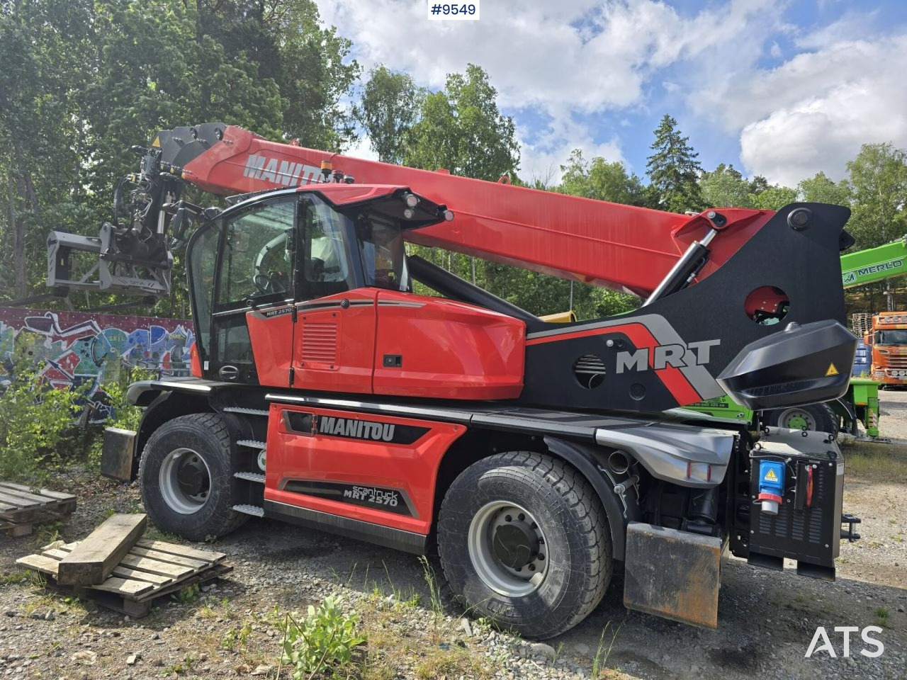 Manitou MRT 2570 Rotating Telescopic Handler - Телескопический погрузчик: фото 2 Manitou MRT 2570 Rotating Telescopic Handler - Телескопический погрузчик: фото 2